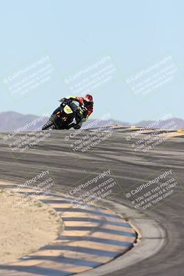 media/Dec-07-2025-CVMA (Sun) [[3e7d2de5dc]]/Race 6-The Shootout/